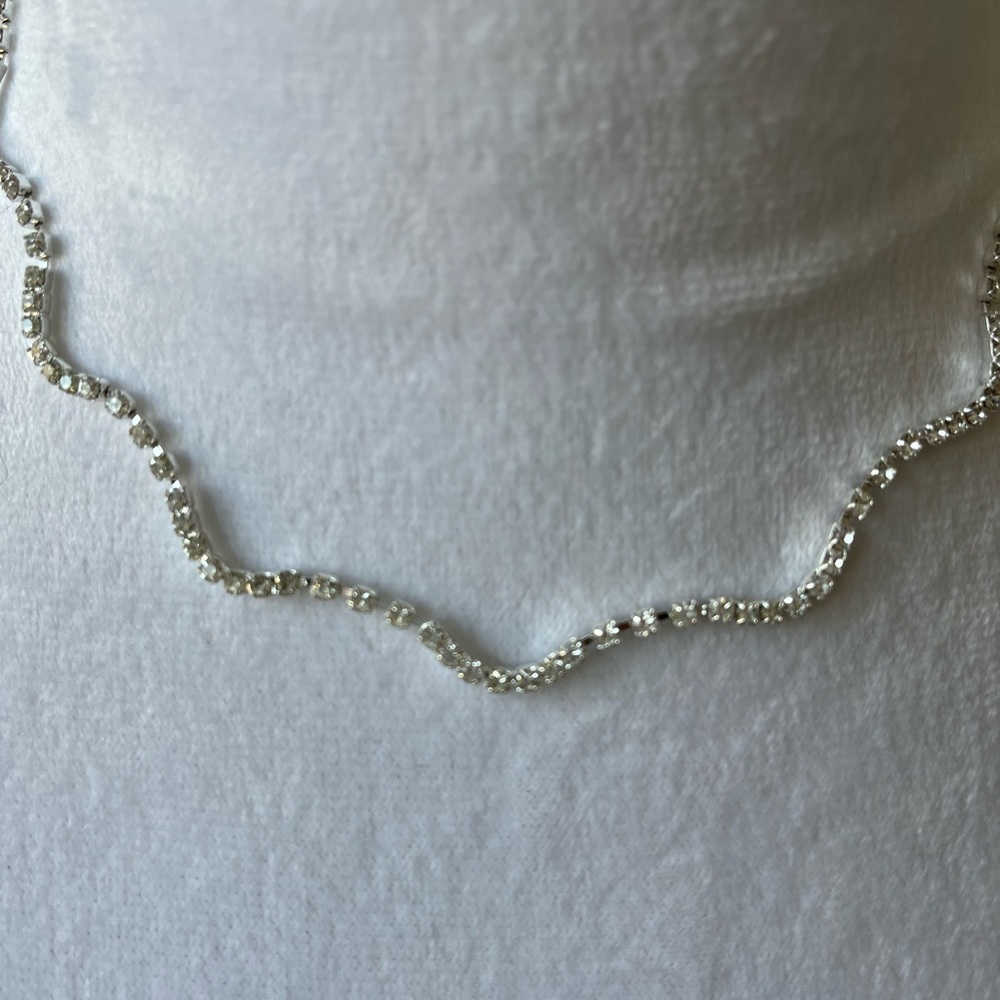 Necklace & earrings set